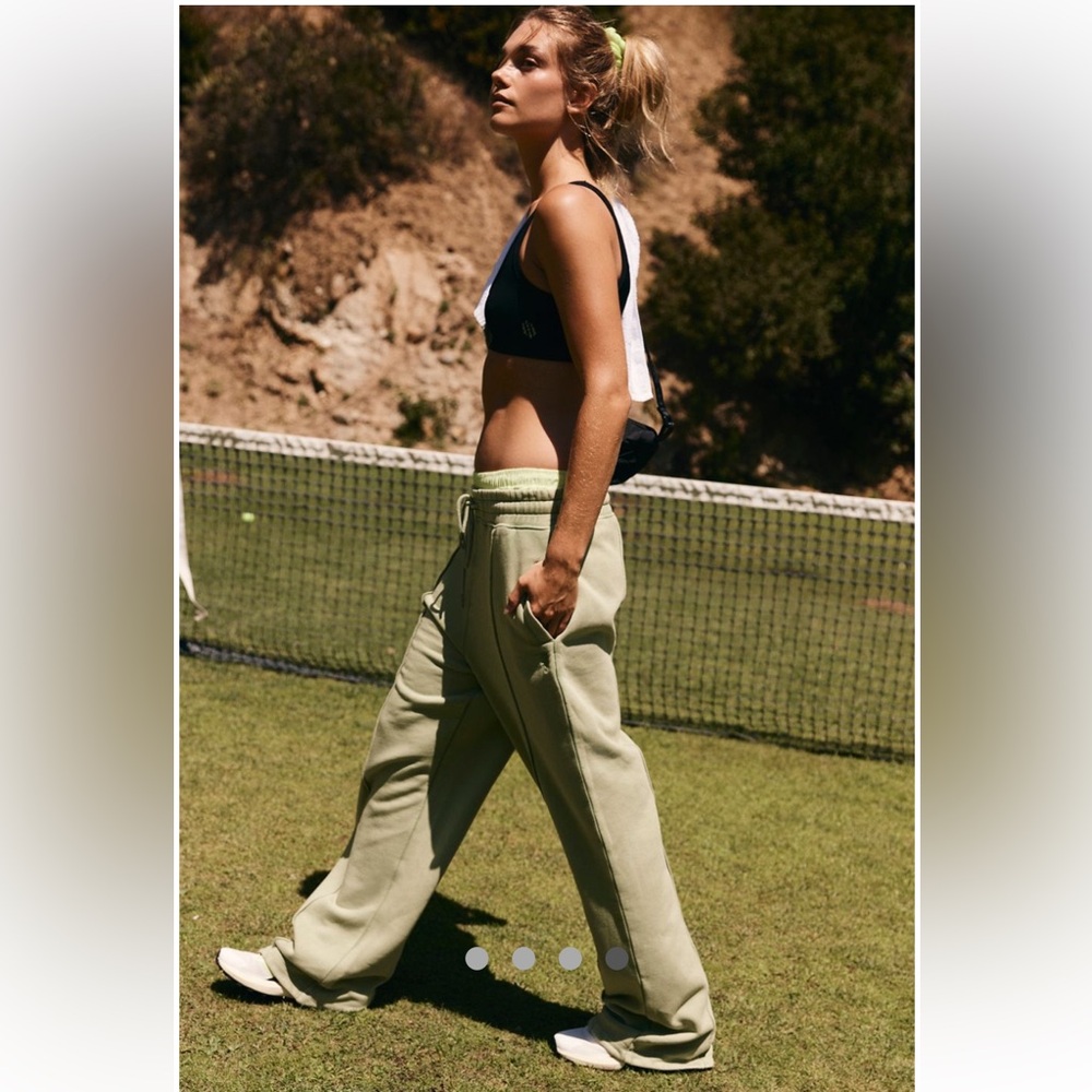 Free People🌿Sprint to the Finish Straight Leg Pants New with Tags 💎